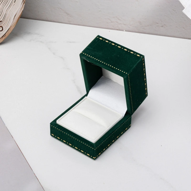 Luxury Green Velvet Double Ring Box Luxury Green Velvet Double Ring Box